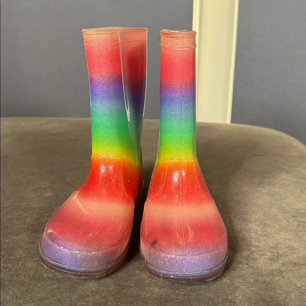Olive & Edie Girls Rainbow Glitter Multi Color Rain boots Size 2
